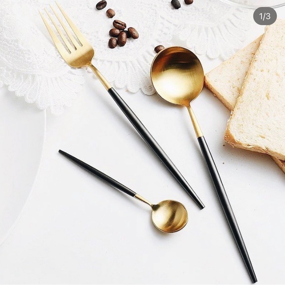 💫 Beautiful Black and Gold 💫 flatwares - Picture 4 of 6